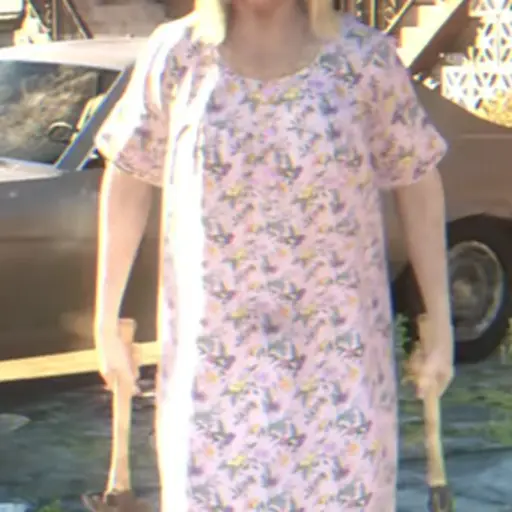 HOT EGIRL