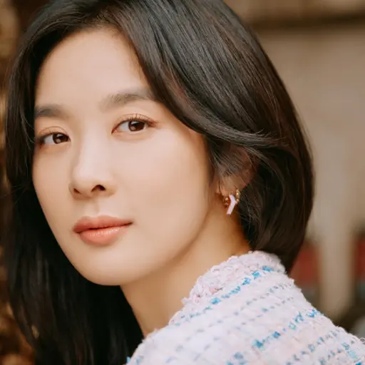 Korean actor Lee Chung-ah