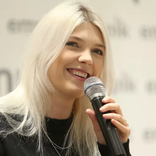 Daria Zawiałow (Polish Singer)
