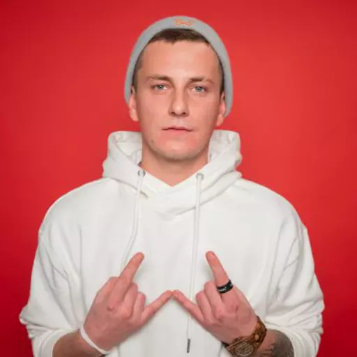 Opał (Łukasz Opiłka) (Polish Rapper)