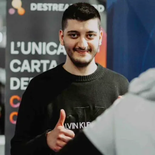 Itsnico17 (Italian Streamer)