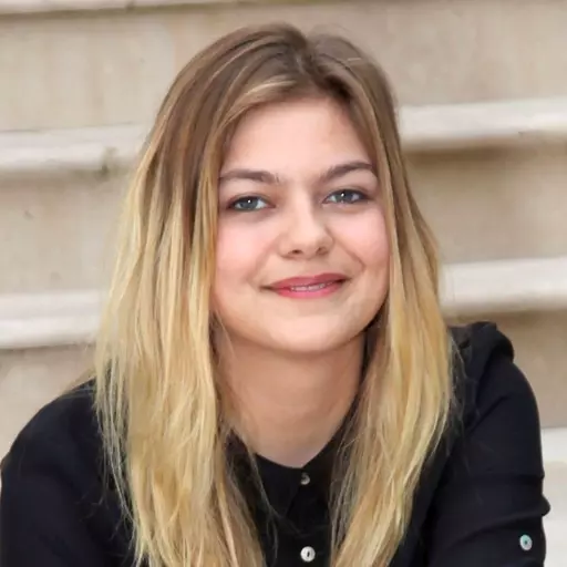 Louane (FR)