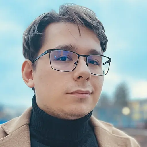 Caleel (Italian youtuber talk harry potter ecc ecc..)