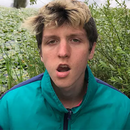 Powfu (Canadian rapper)