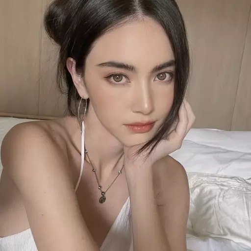 Davika Hoorne (Singing) (Thai Actress)