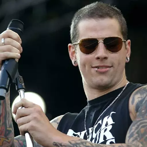 M Shadows. Singing & Screaming (2007-2010 Era)