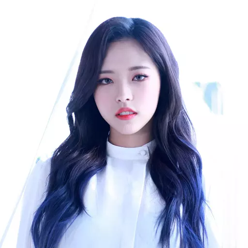 Son Hyeju (Olivia Hye) LOONA